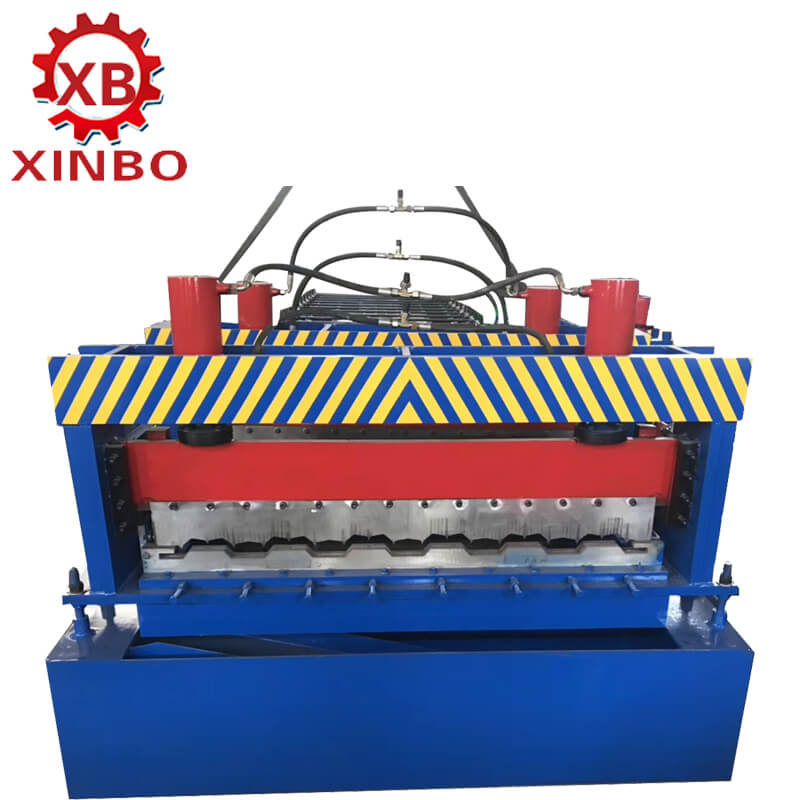 Glazed tile roll forming machine