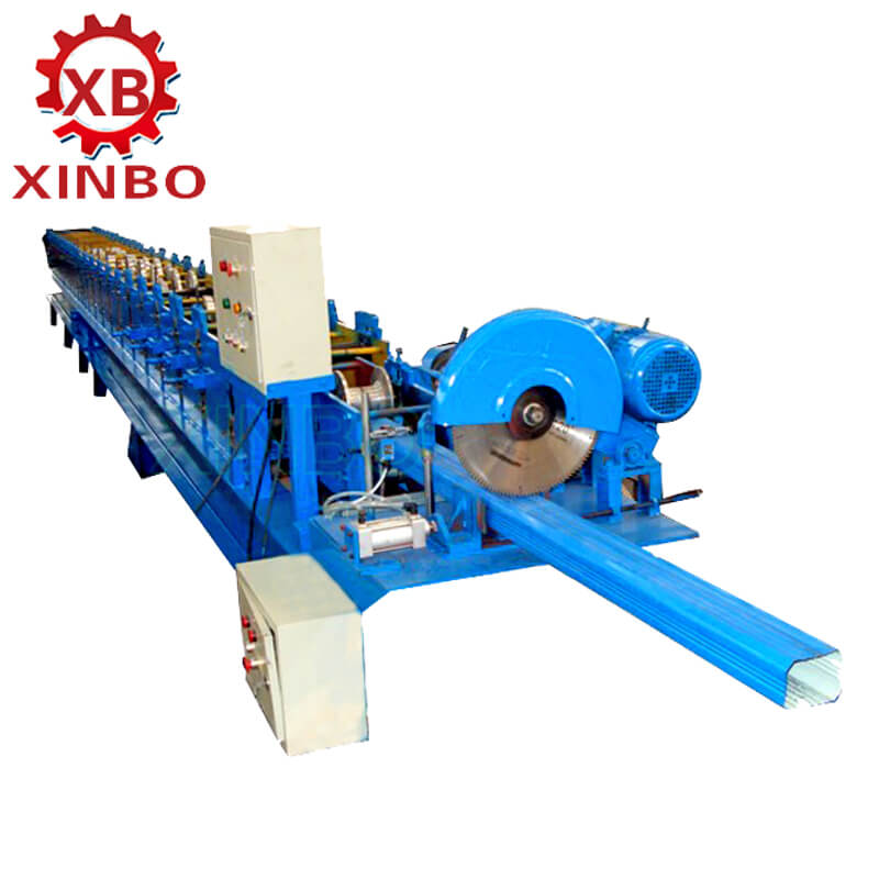 Downpipe roll forming machine